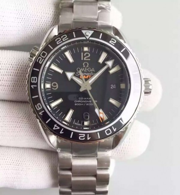 Omega Planet Ocean SS GMT Black Dial Silver Markers SS Bracelet A8605