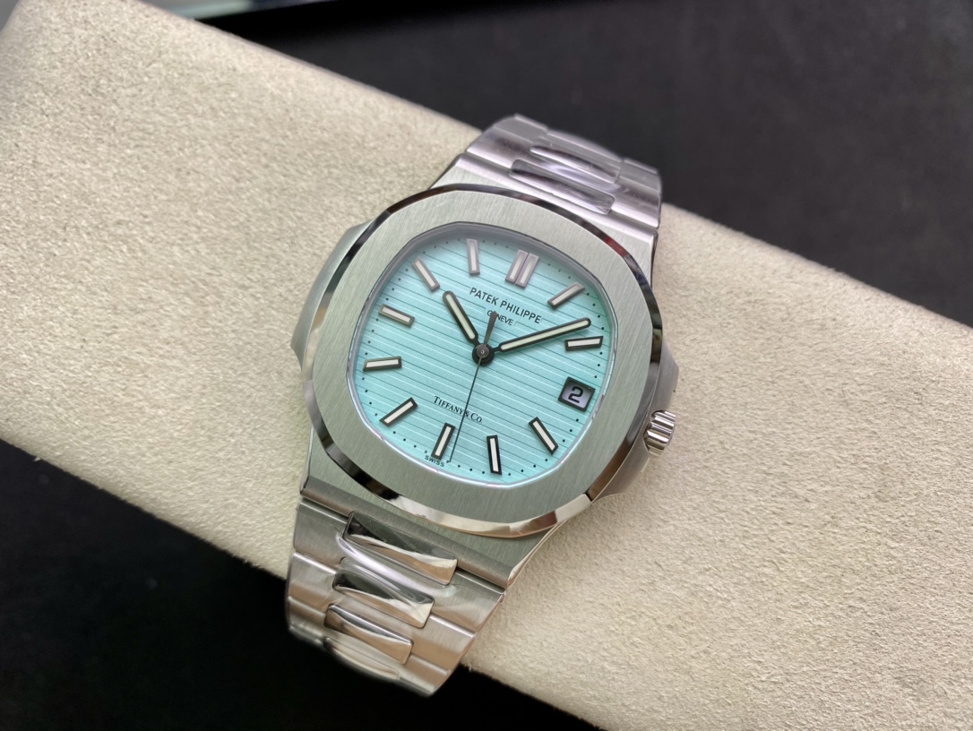 Patek Philippe Nautilus 5711/1A Tiffany 