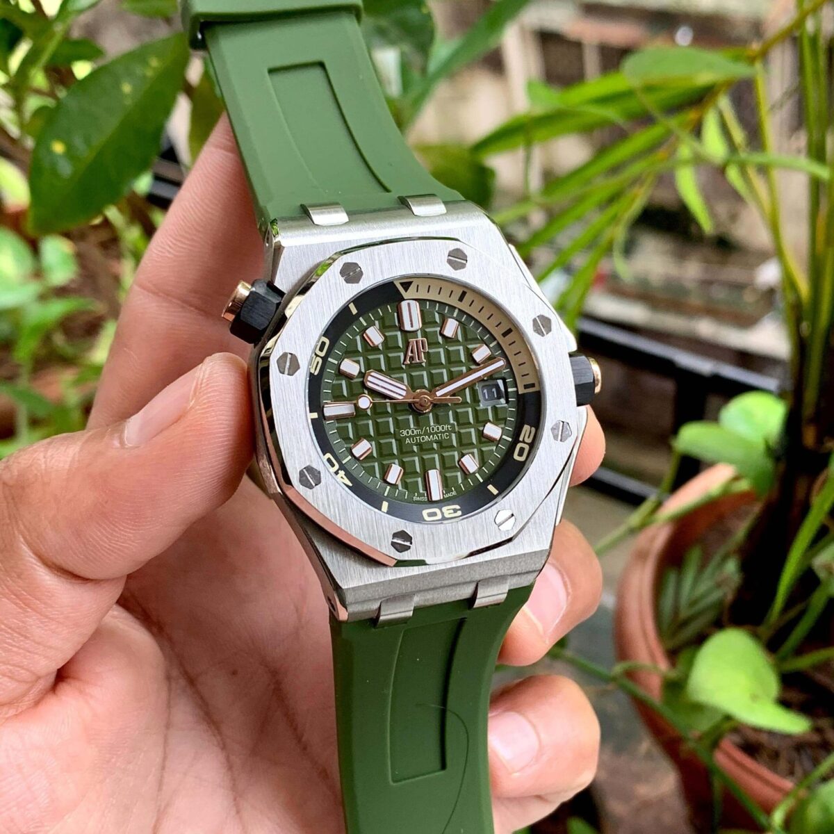 Audemars Piguet Offshore Diver Green - gallery