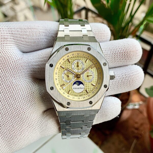 Audemars Piguet Offshore Music Edition Sky Blue - gallery