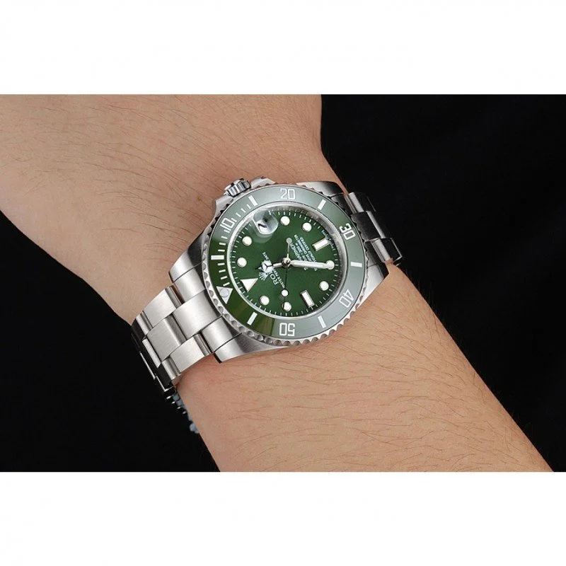 Rolex Submariner 41mm Green Dial 1454151 - gallery