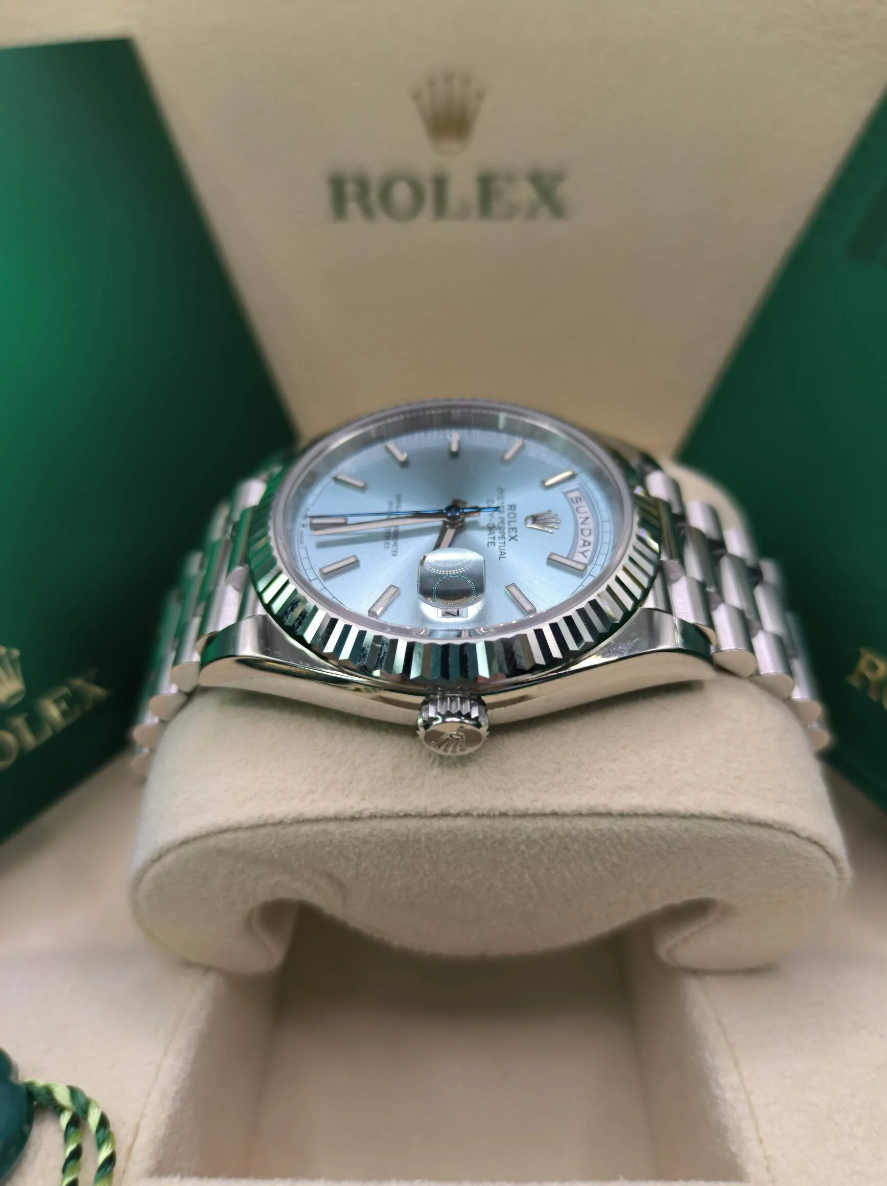 Superclone Rolex Day-Date 40 mm Ice blue Dial 228236 - gallery