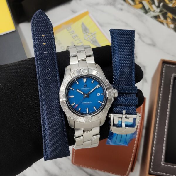 Breitling Avenger B01 Chronograph 44mm Blue Dial - gallery