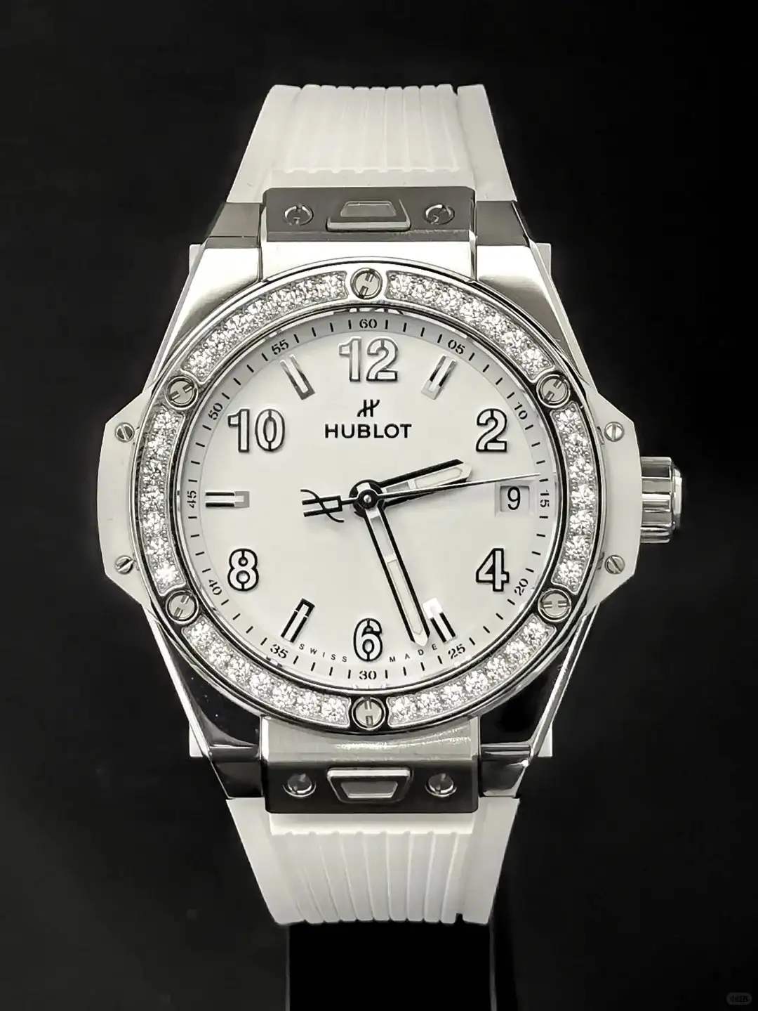 Hublot Big Bang Women Automatic White Rubber Watch 465.SE.2010.RW.1204 - gallery