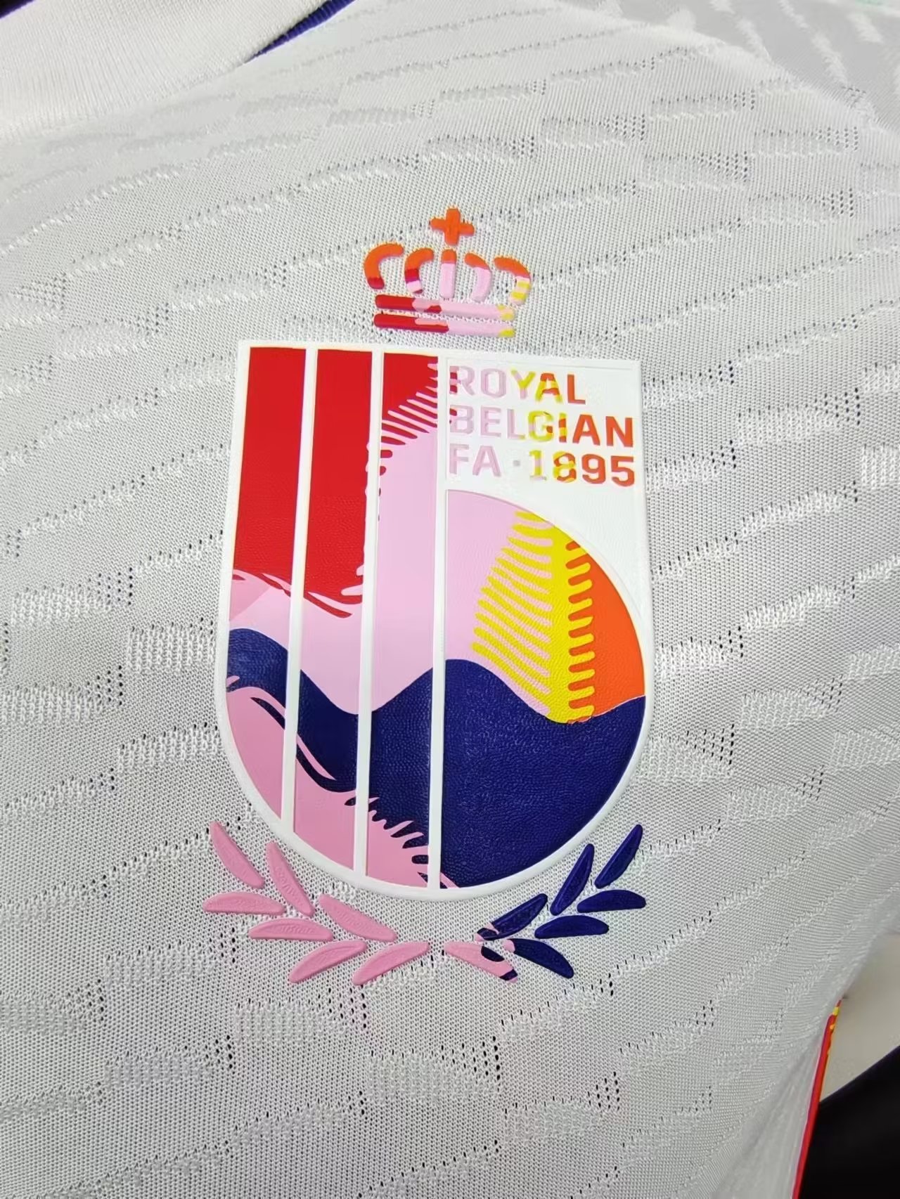 2022 Belgium World Cup Away Players Edition - view 9