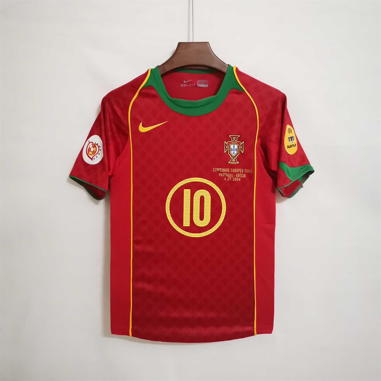 2004 Portugal C.Ronaldo #17 Euro Cup Home Retro Jersey - view 17