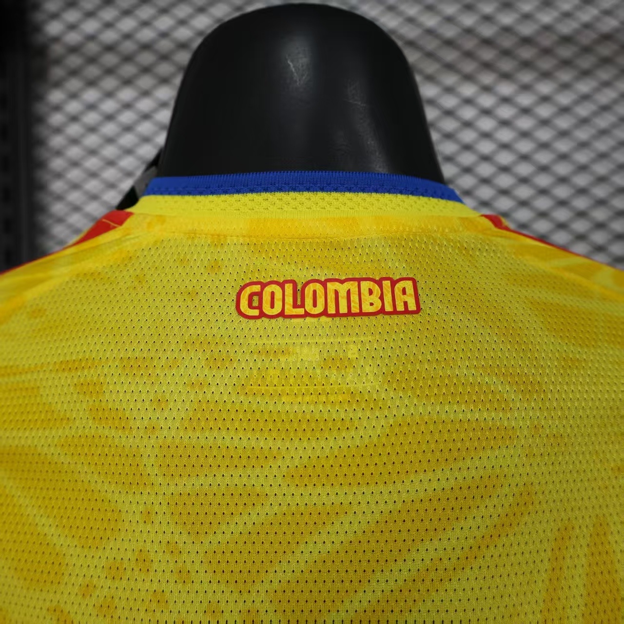 2026 Colombia Home World Cup Jersey Player Version Long Sleeve - view 4