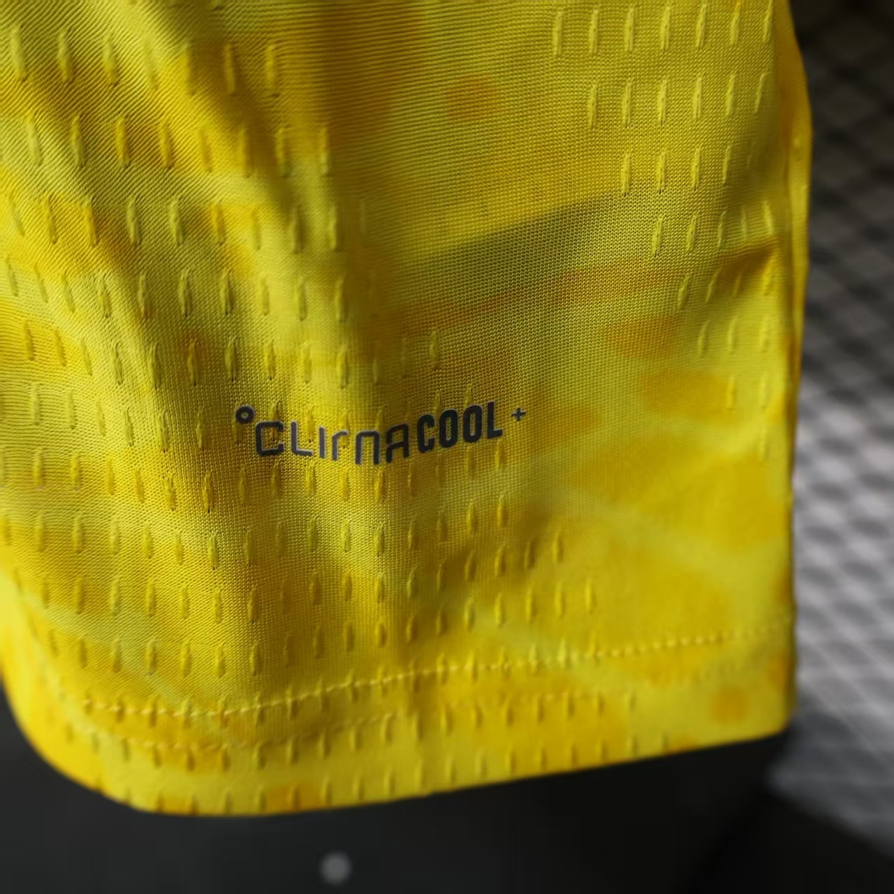 2026 Colombia Home World Cup Jersey Player Version Long Sleeve - view 10