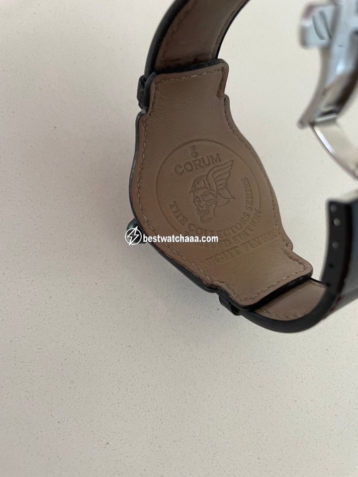 Corum Bubble Mens watch Unisex Automatic Steel 82.150.45 - gallery