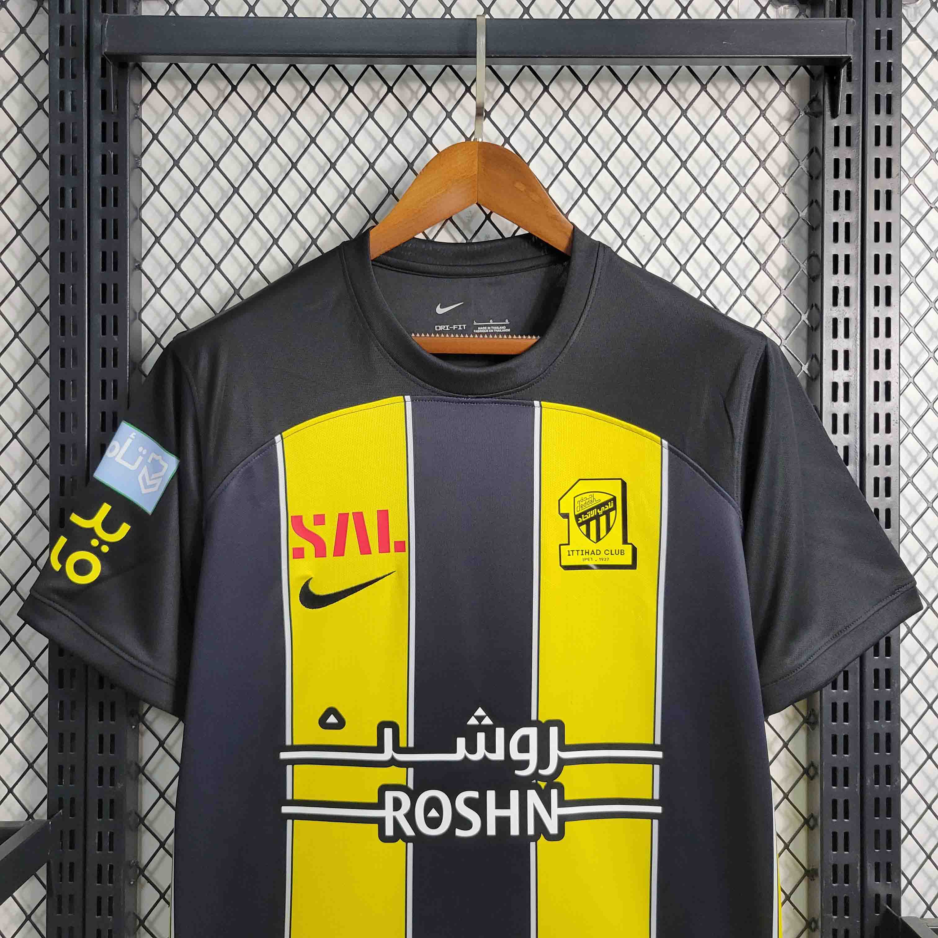 23-24 Al-Ittihad(Jeddah United) Home Jersey Fan Version - view 6