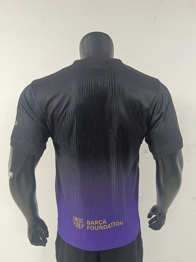 -27 Barcelona Away Jersey - view 7