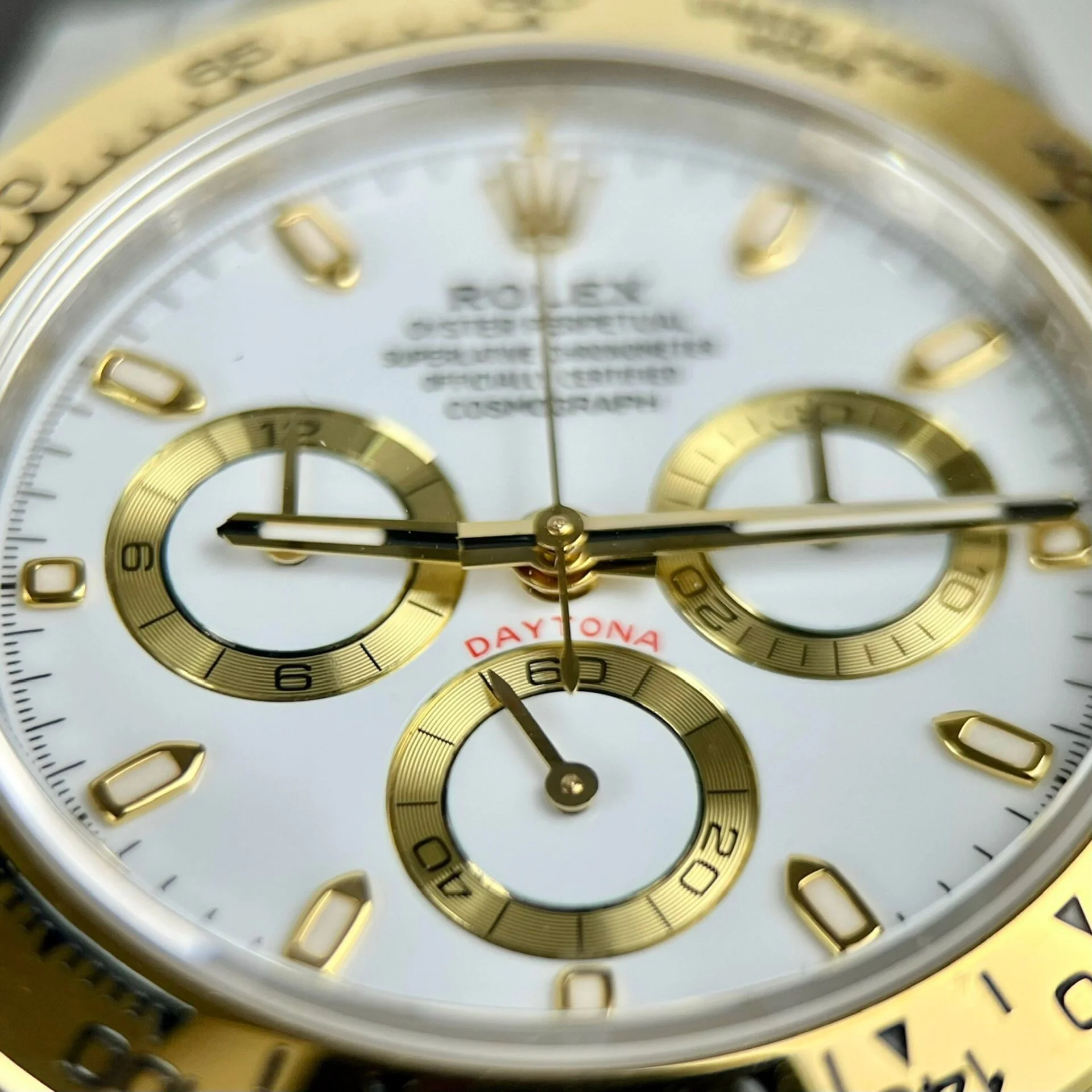 Superclone Rolex Daytona 40 mm White Dial 126503 - gallery
