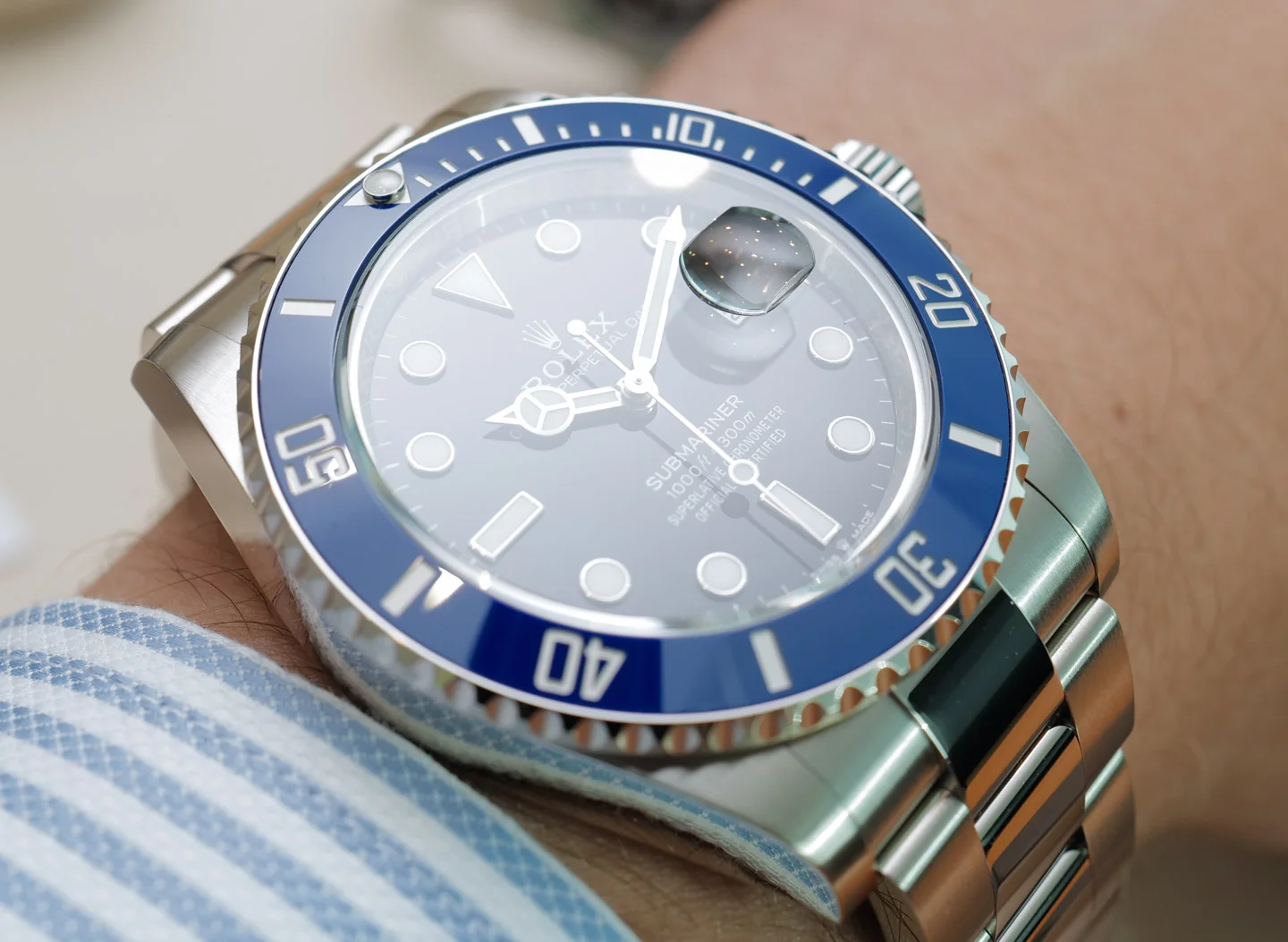 Superclone Rolex Submariner  Cookie Monster  41mm Black Dial 126619LB - gallery