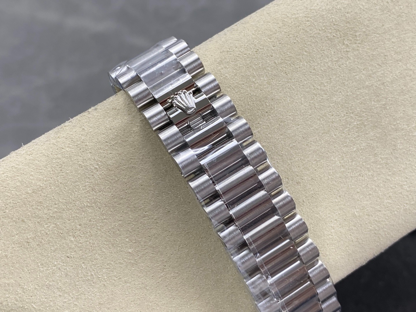 Day Date 40 SS RGF 1:1 Best Edition White Roman Dial on President Bracelet VR3255 - gallery