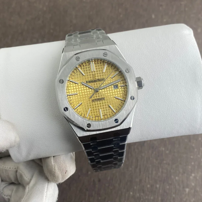 Audemars Piguet Royal Oak Offshore Golden Dial - gallery