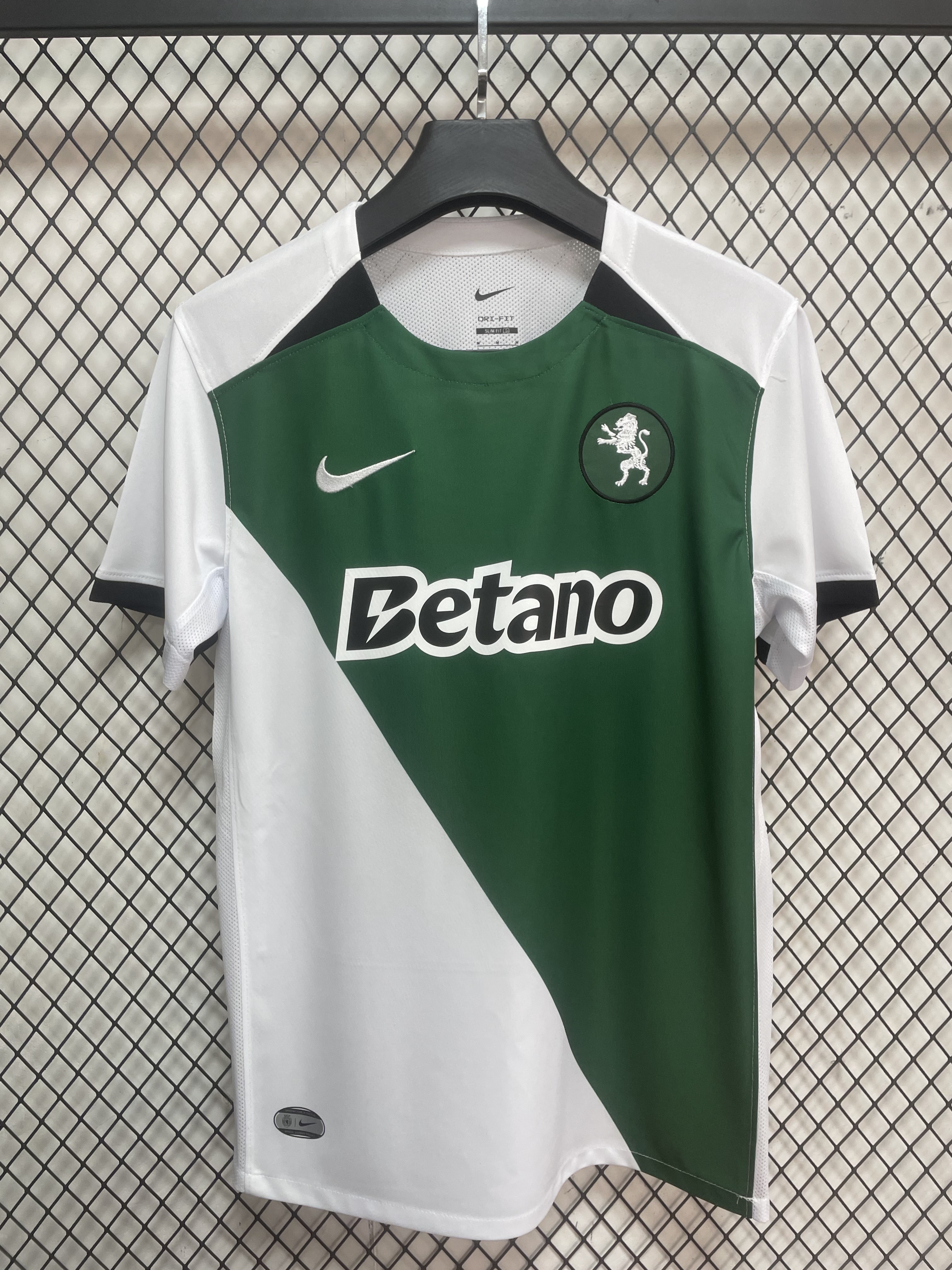 Sporting Lisbon 100 Anniversary Commemorative Edition S-4 XL - view 4